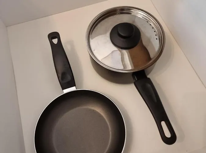 Готель Diana's Place Downtown Бухарест