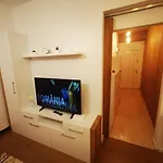 Diana's Place Downtown ホテル