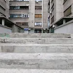 Готель Diana's Place Downtown Бухарест