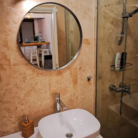 Diana's Place Downtown *